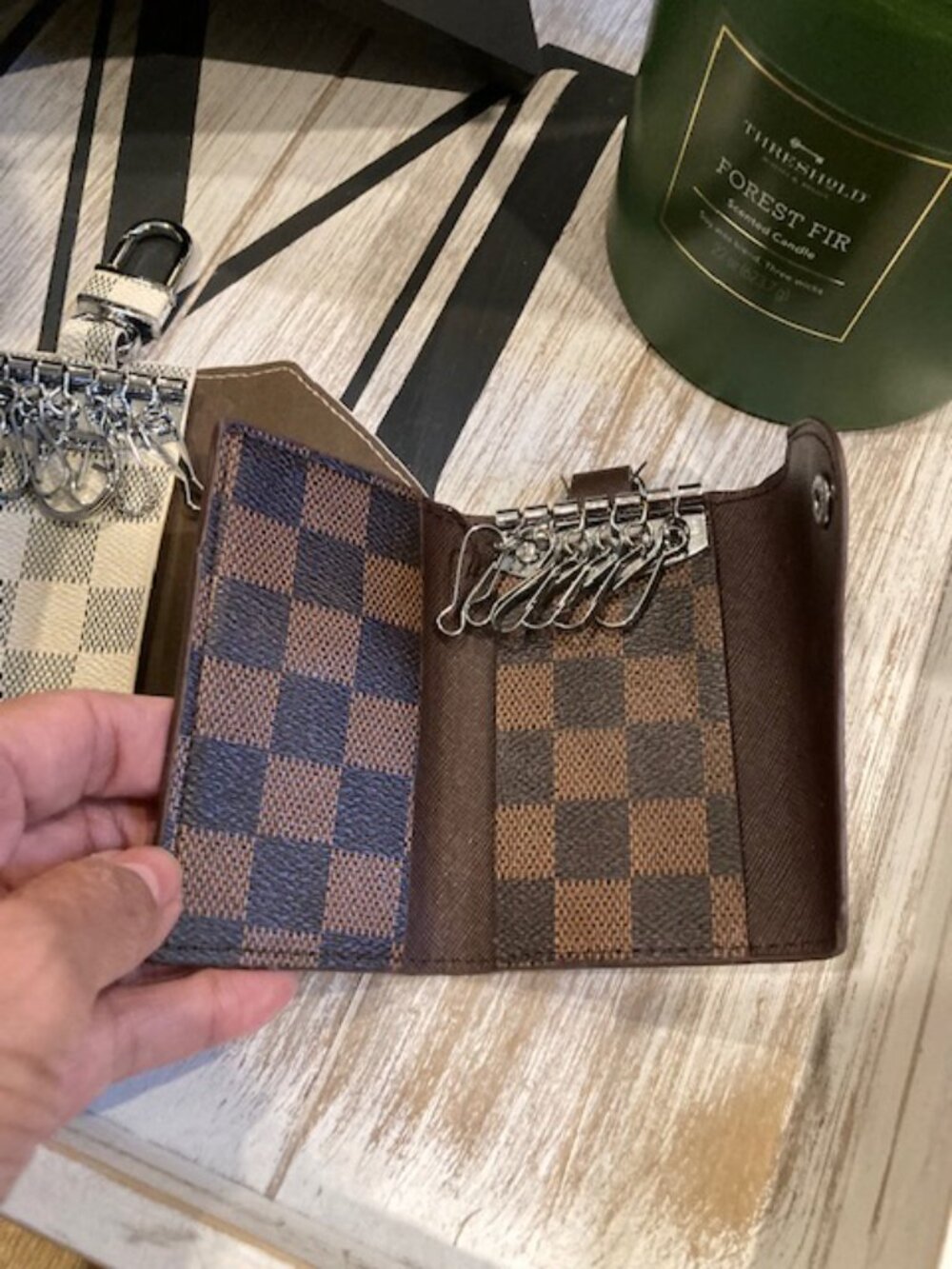 2 Keychains as a Set - Picture 3 of 3